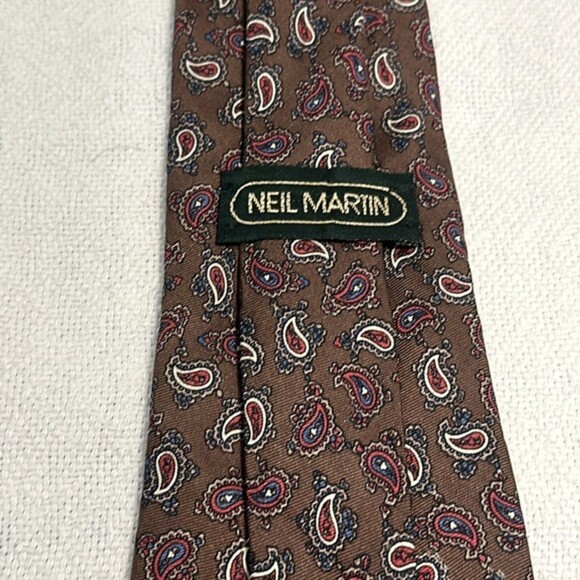Neil Martin Italian Silk Necktie Made in USA Paisley Print Tie Office Career - Picture 5 of 8